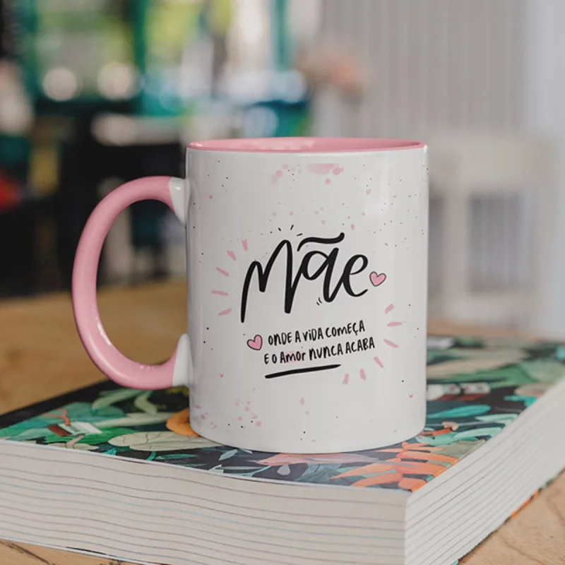 Caneca de Cerâmica Branca Com Alça Rosa Personalizada – Sublimação com Nome, Logo ou Arte para Uso e Brindes